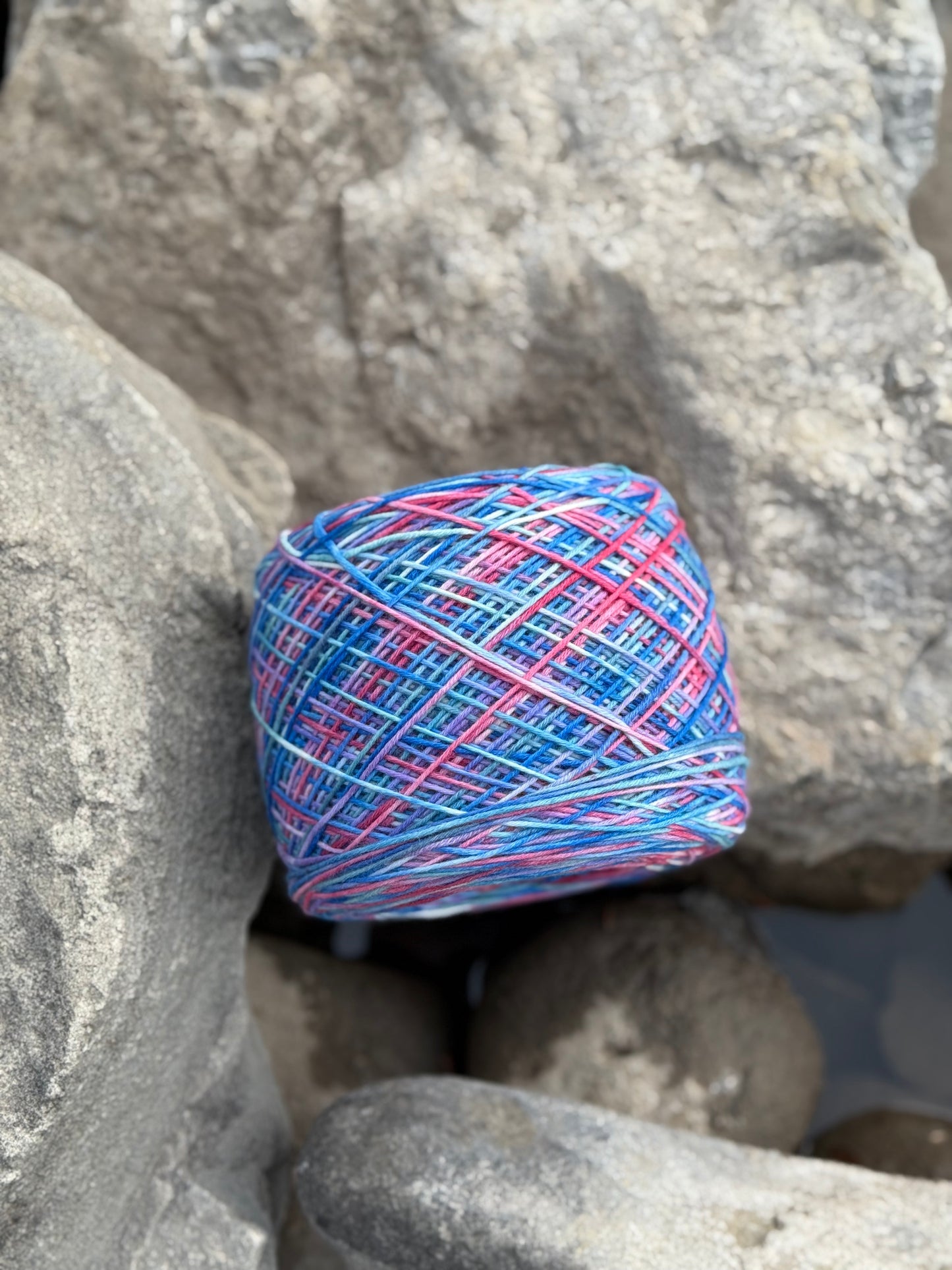 💙💗 Colorway: “Bubble Pop”
from the “Echoes of Color” Collection