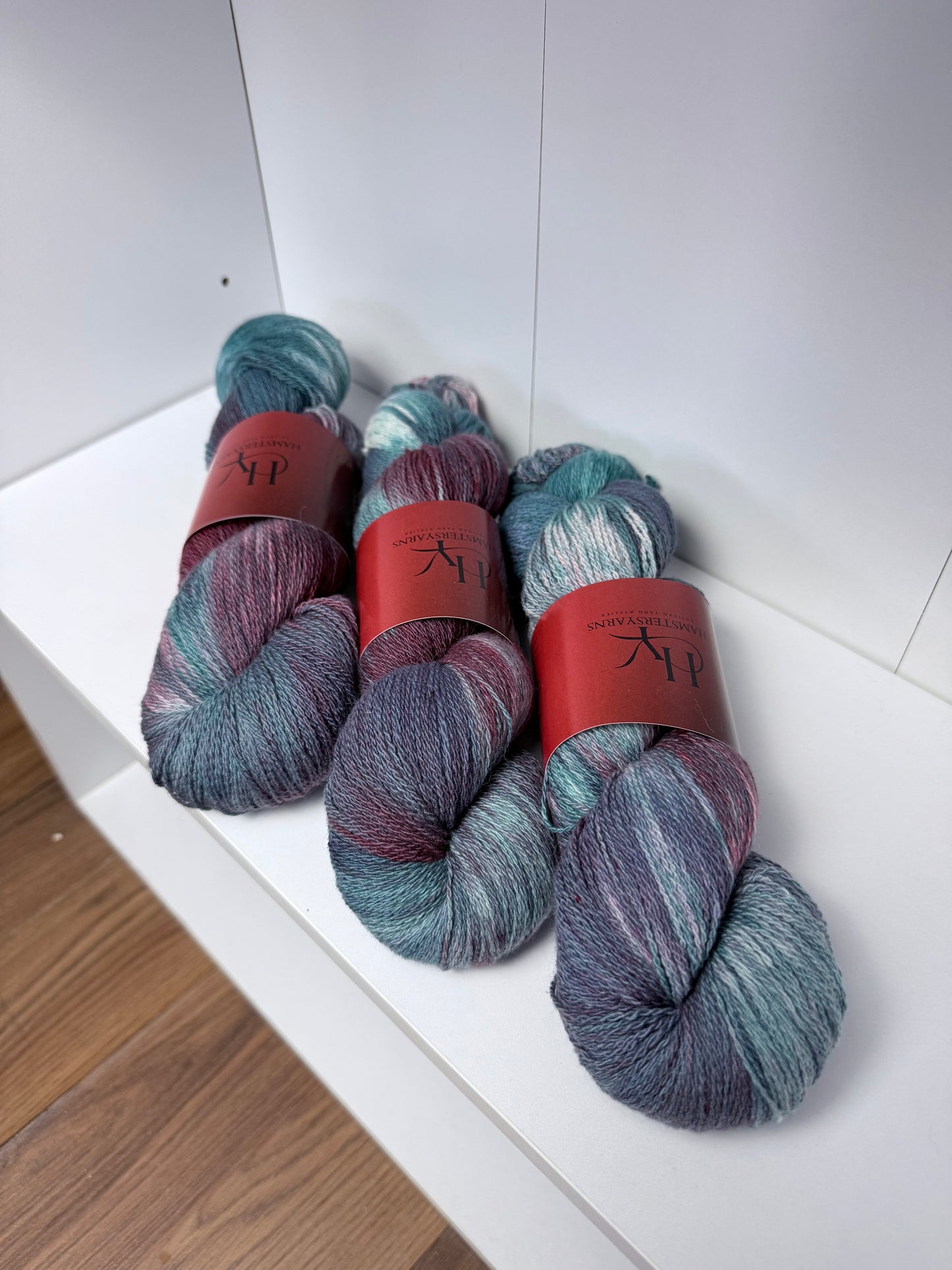 Hand-Dyed Yarn – Merino & Cashmere Blend