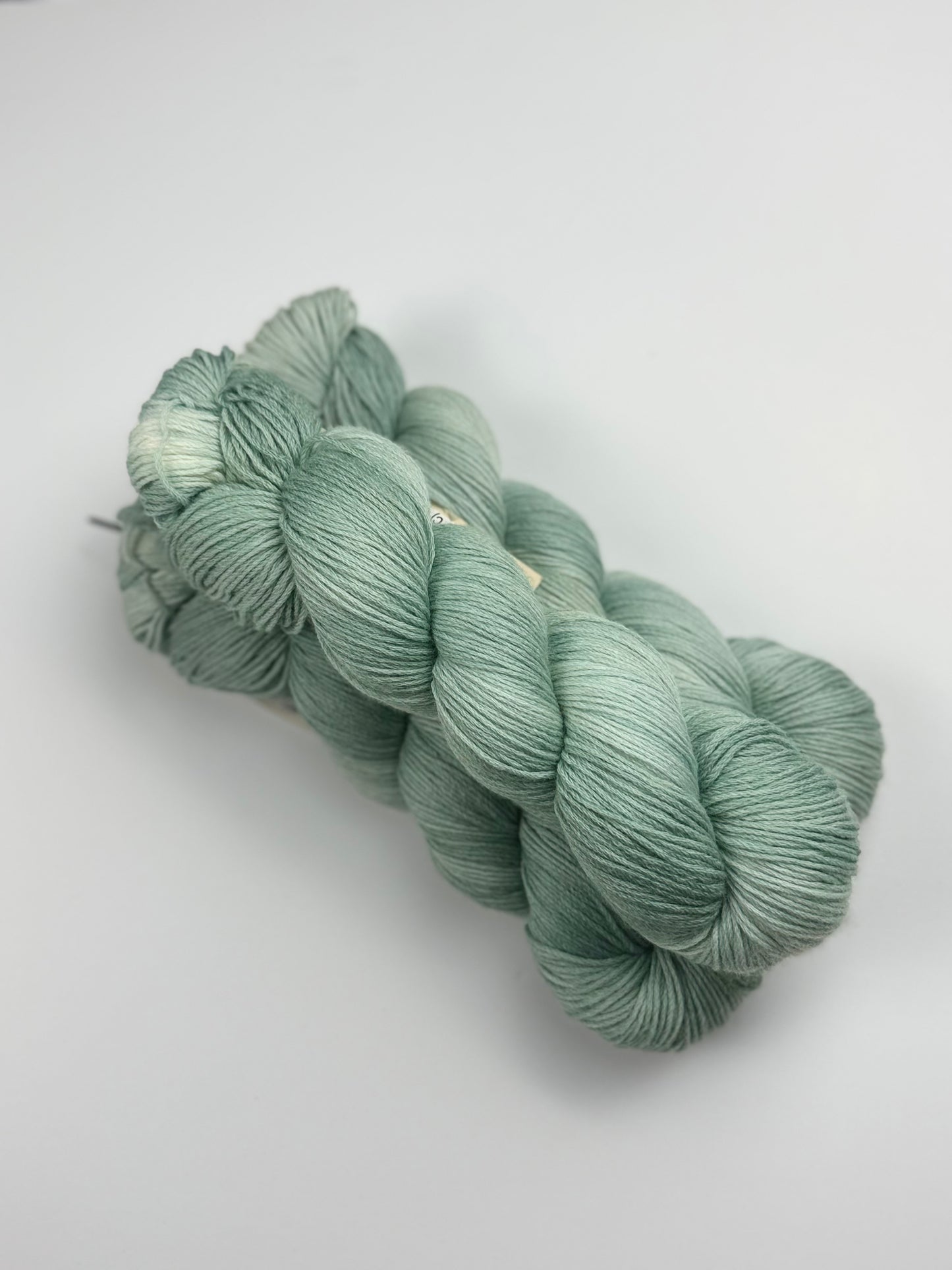 Sock yarn soft 8ply|420m