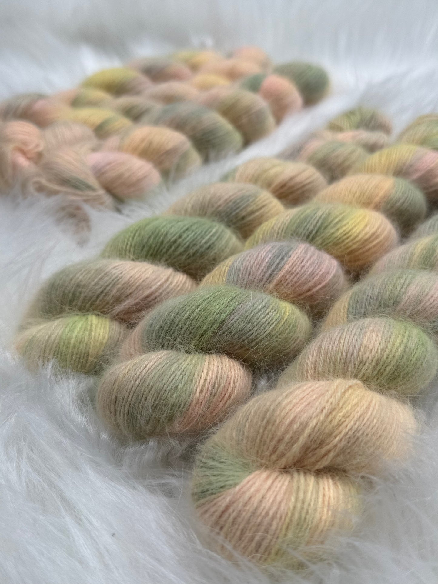 Hand dyed yarn angora/merino/polyamide