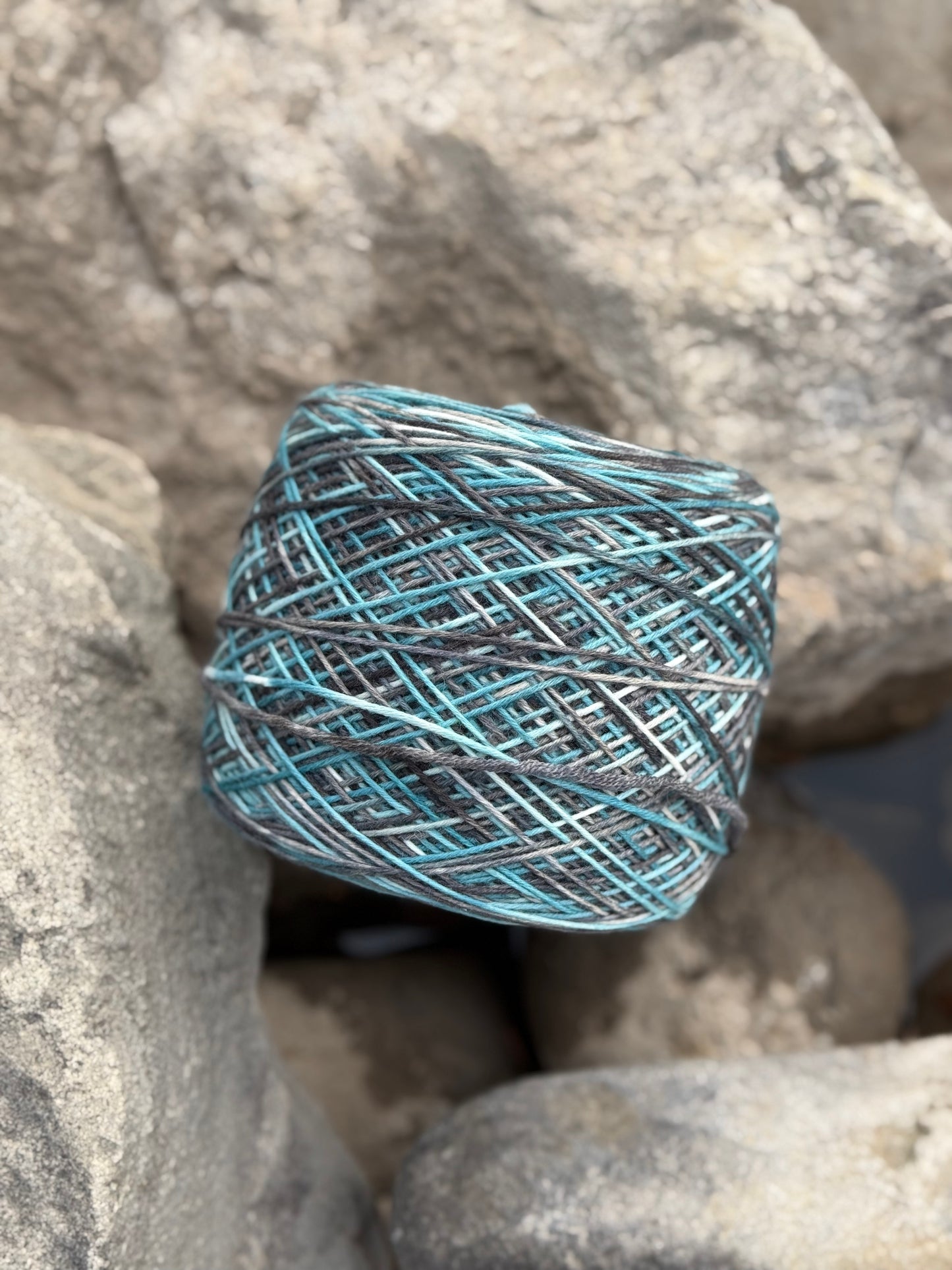 🩵 Colorway: “Arctic Shadow”
from the “Echoes of Color” Collection