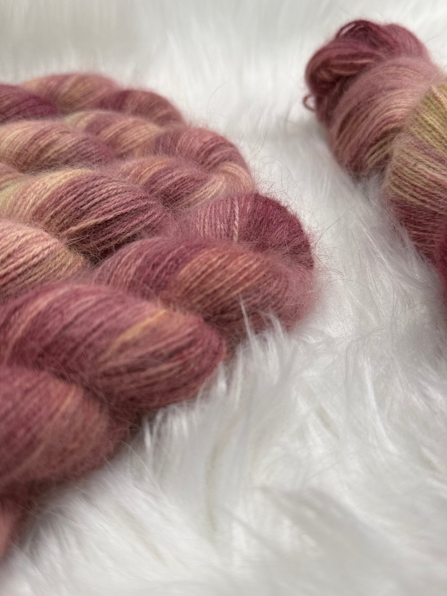Hand dyed yarn angora/merino/polyamide