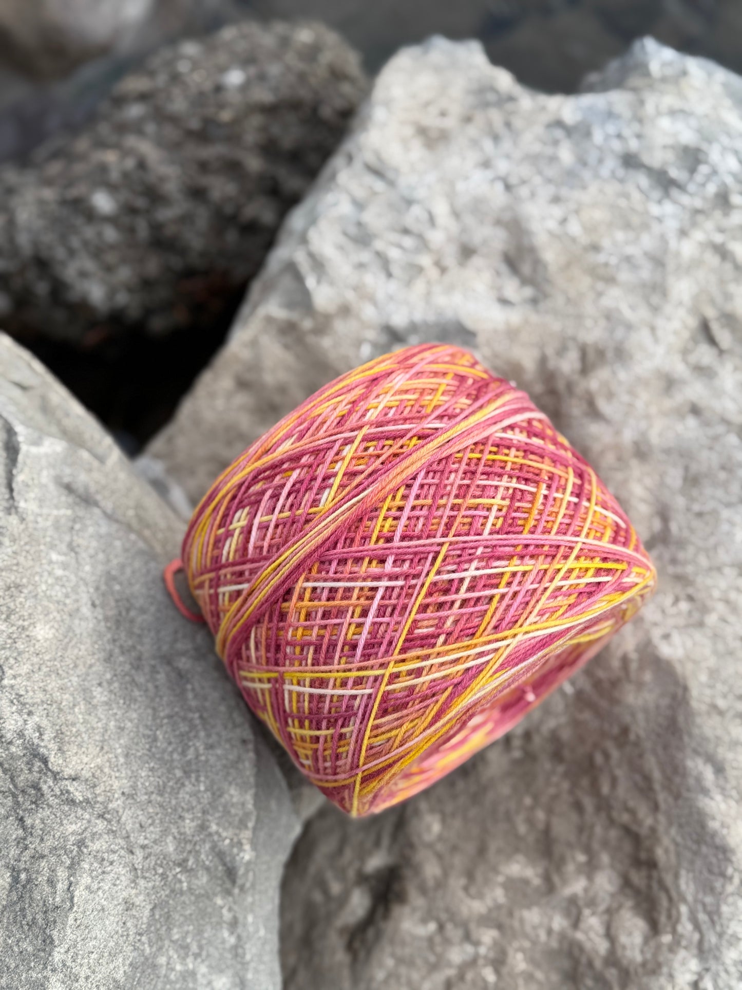 💛 Colorway: “Sunlit Rhythm”
from the “Echoes of Color” Collection