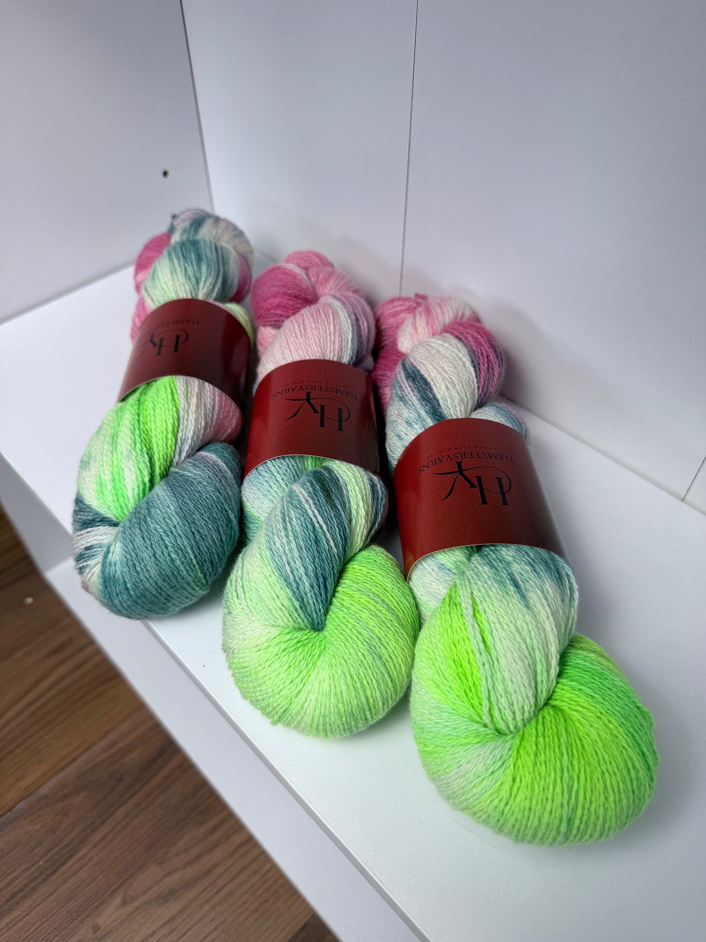 Hand dyed yarn Merino & Cashmere Blend