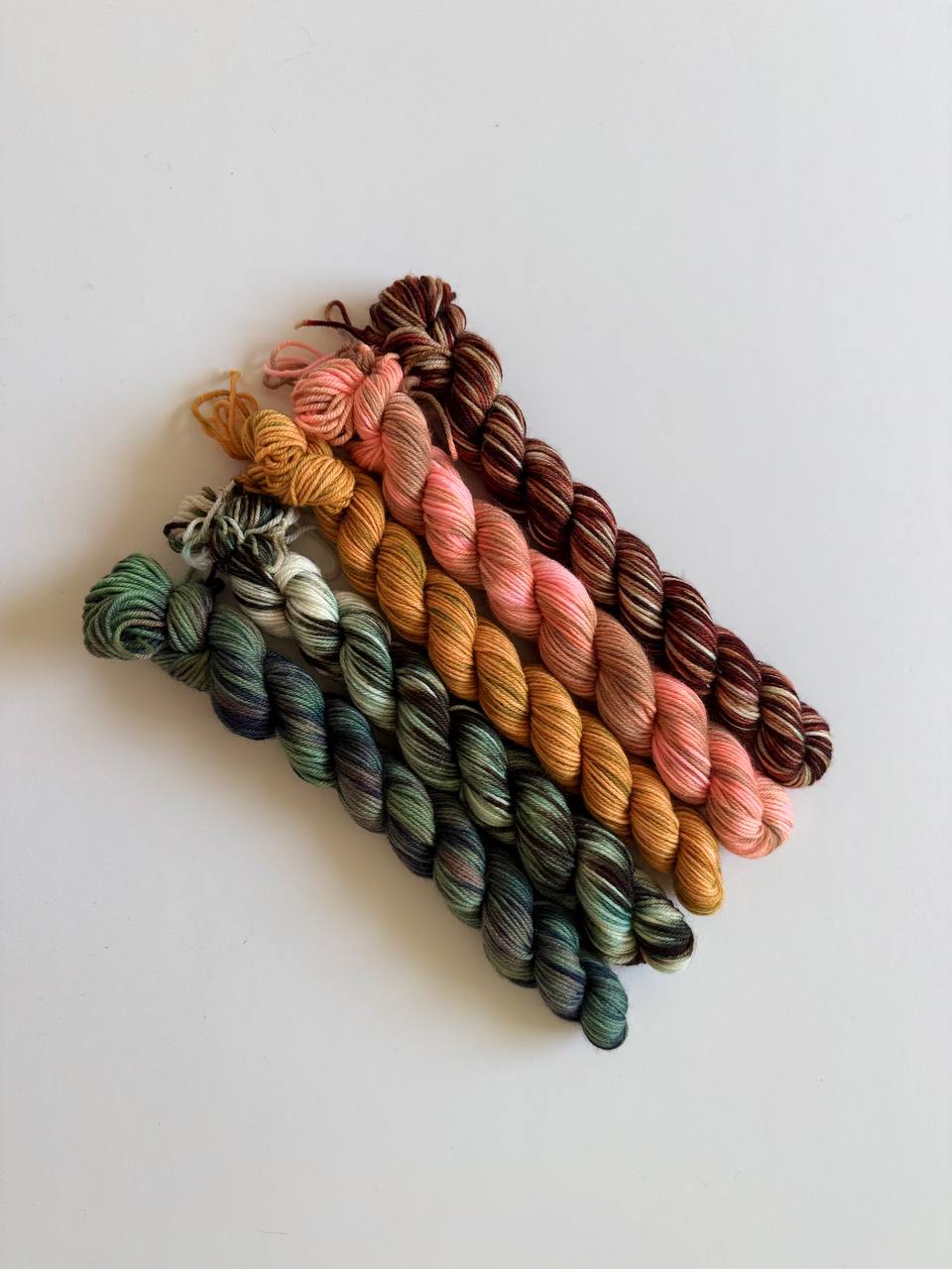 Hand Dyed Sock Yarn Mini Set | Fingering Weight Merino Nylon | 5×20g Mini Skeins | Autumn Ember 🍂| #1006