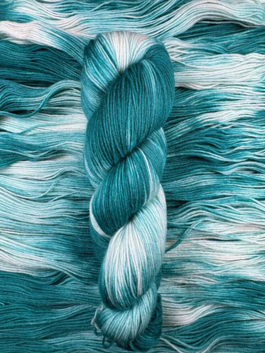 Hand-Dyed Sock Yarn – 420m / 100g Skein
