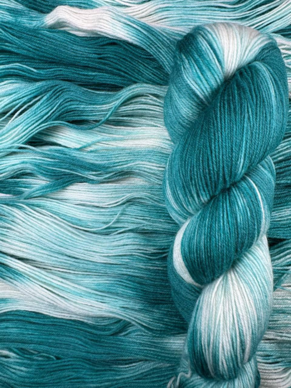 Hand-Dyed Sock Yarn – 420m / 100g Skein
