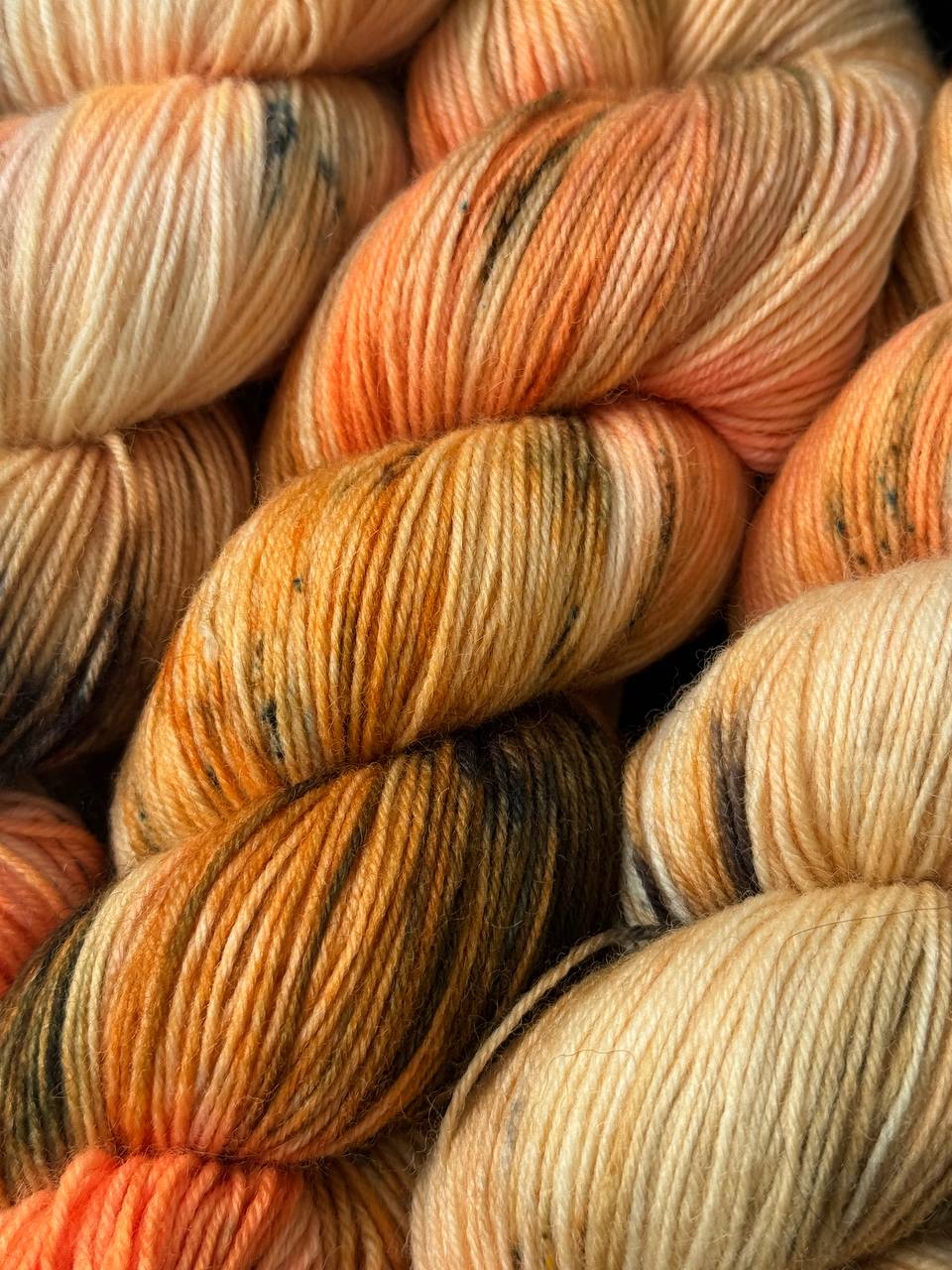 Hand Dyed Sock Yarn Merino Nylon 100g 400m