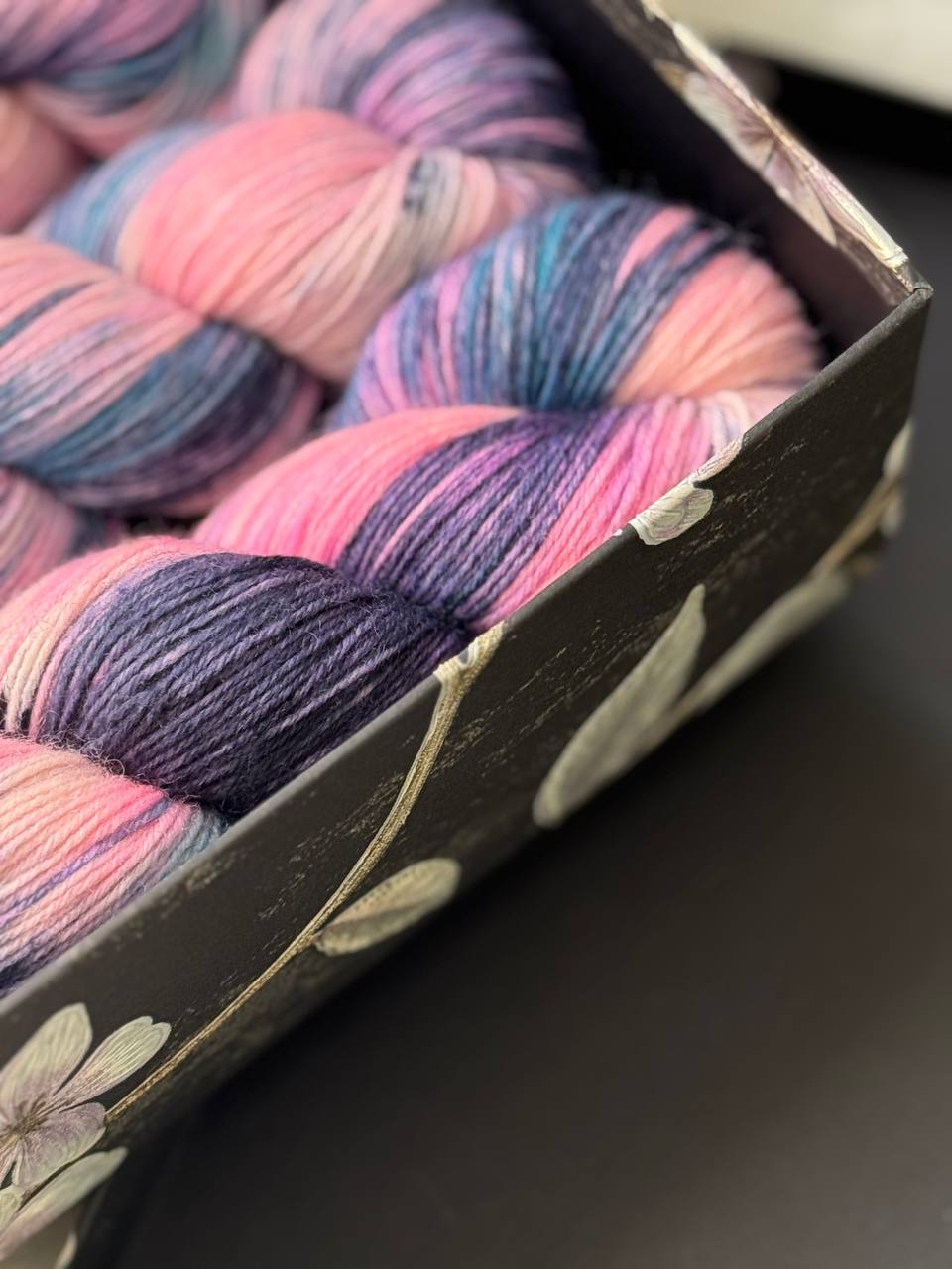 Hand Dyed Sock Yarn Merino Nylon 100g 400m