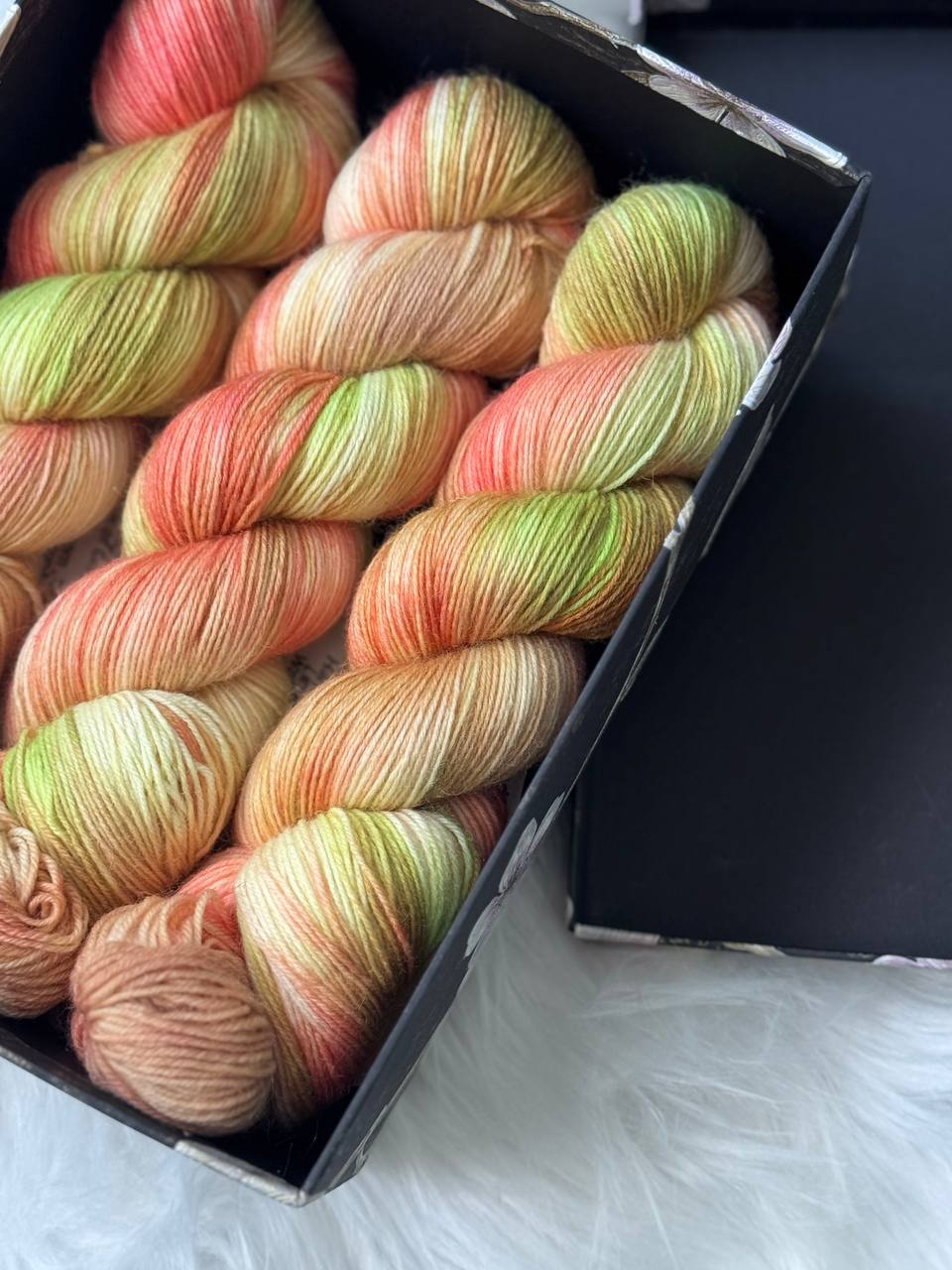 Hand Dyed Sock Yarn Merino Nylon 100g 400m