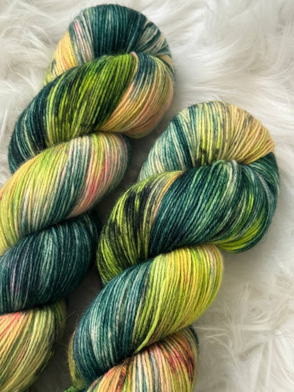 Hand Dyed Sock Yarn Merino Nylon 100g 400m