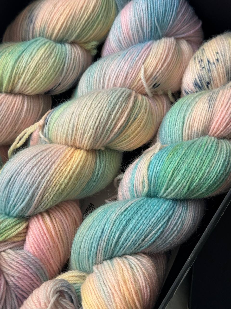 Hand Dyed Sock Yarn Merino Nylon 100g 400m