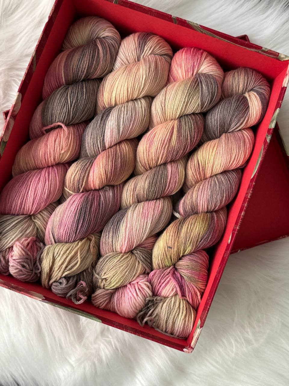 Sock Yarn Fingering Hand Dyed Merino Nylon 100g 420m – Aurora Walk Rose Caramel Fields