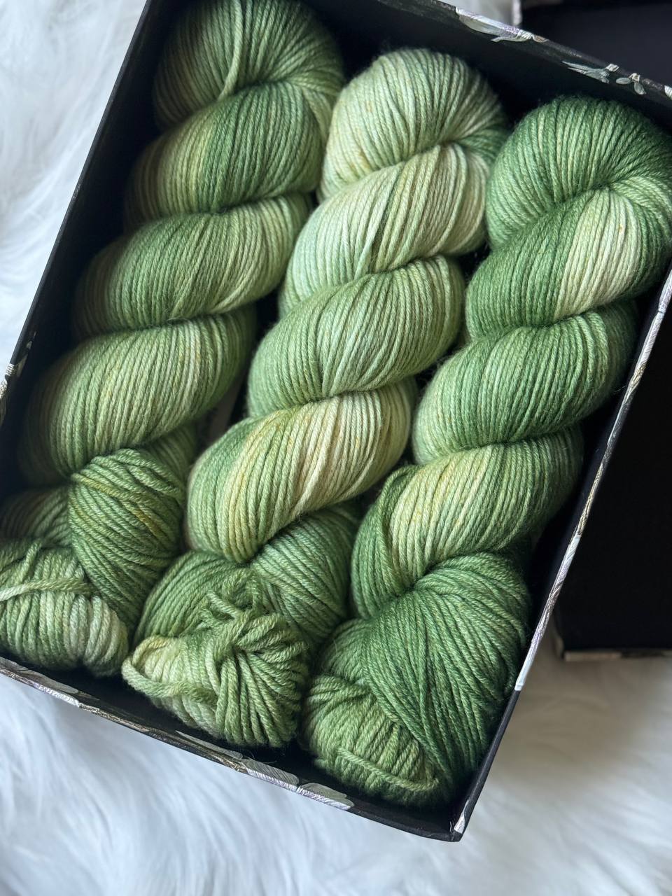 Merino Yarn – 100% Superwash Merino – 250m / 100g Spring Allegro