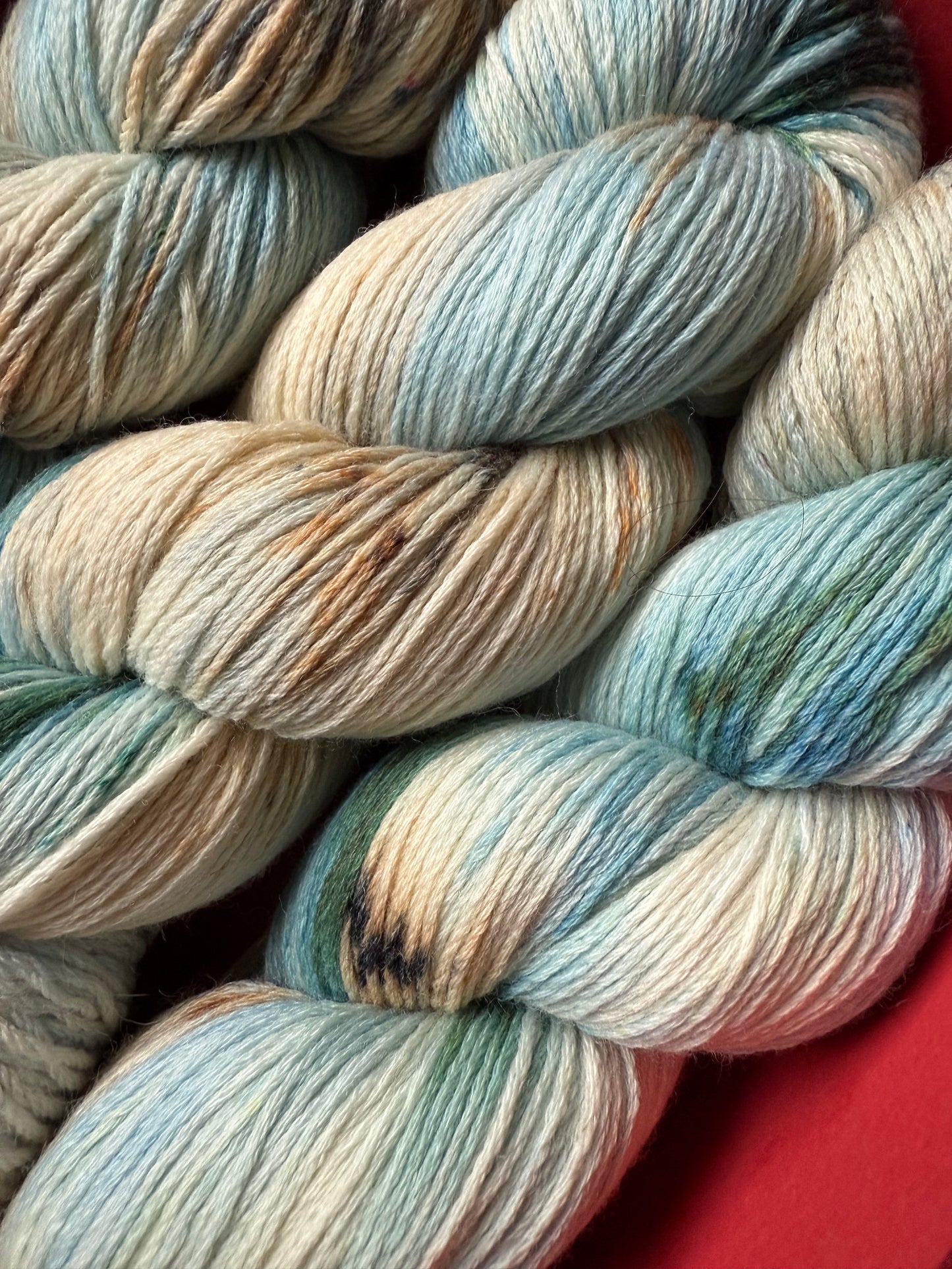 Sock Yarn Fingering Hand Dyed Merino Nylon 100g 420m – Aurora Walk Ocean Whisper