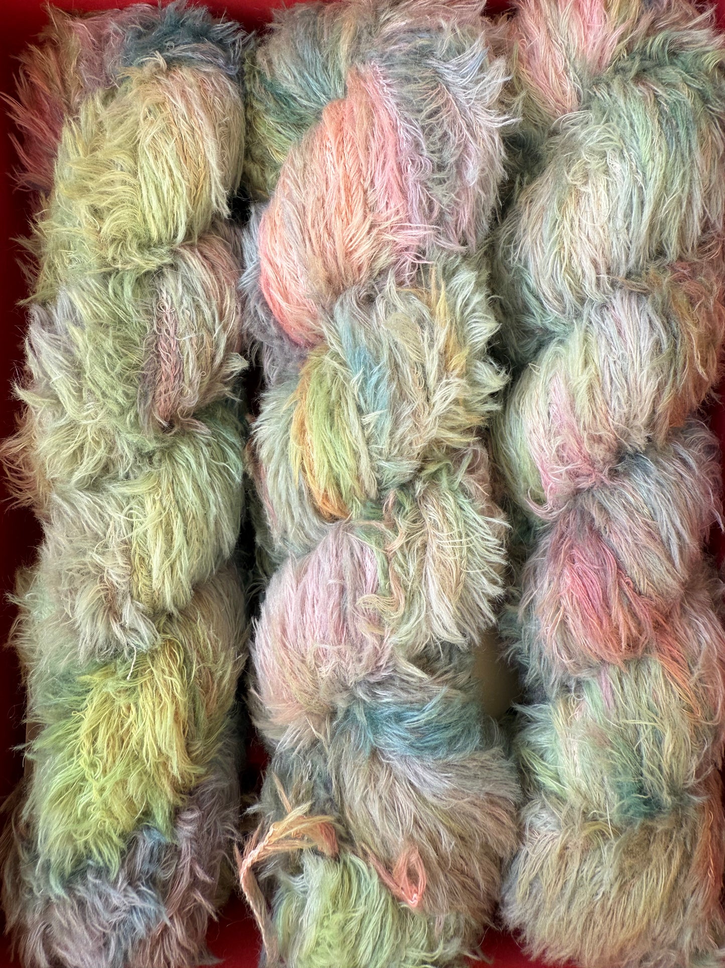 Hand dyed yarn 🌸 Colour: “Pastel Mirage”
from the Dream Fuzz collection