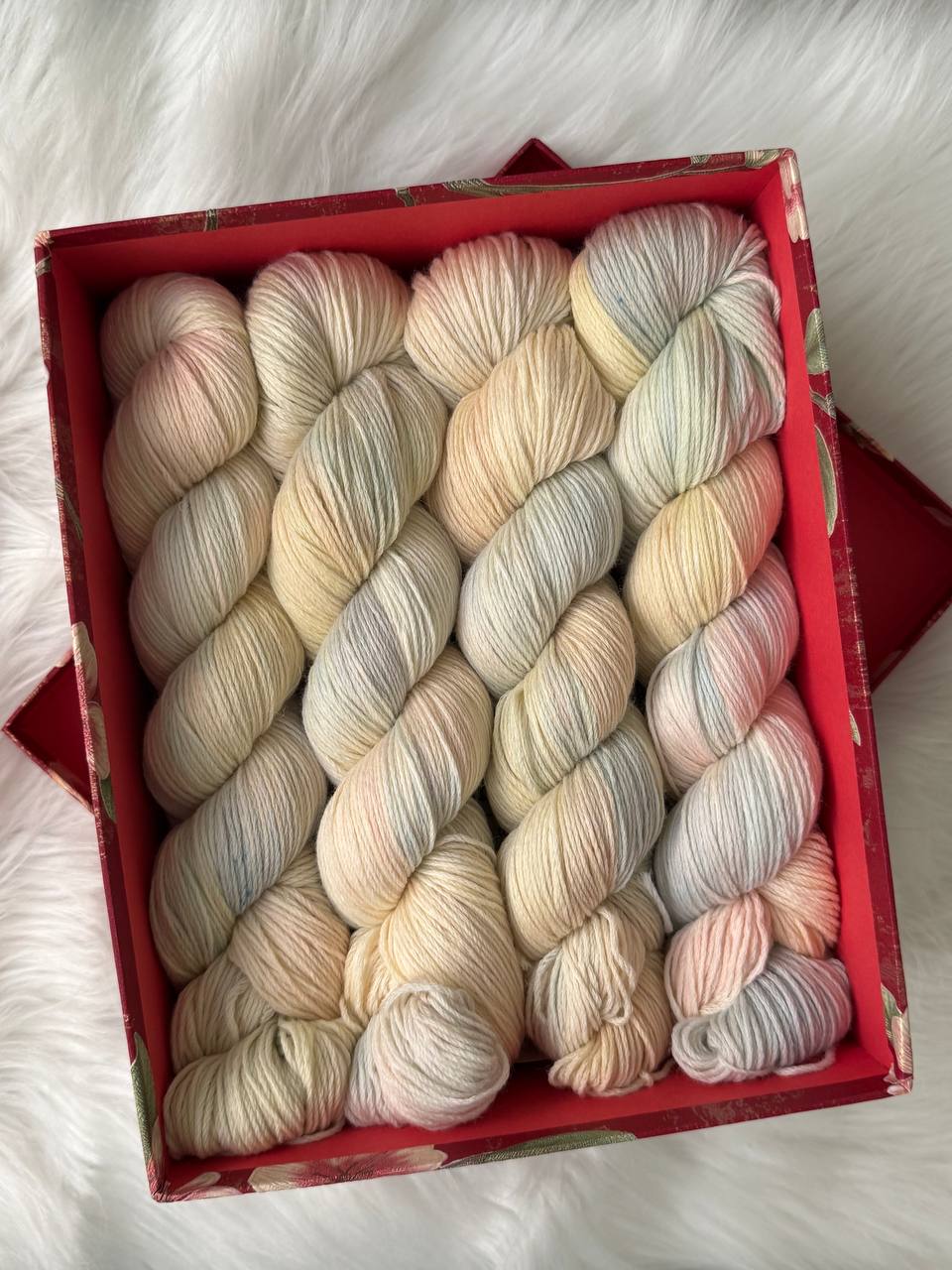 Sock yarn extra soft 🍡 - Aurora Walk Collection