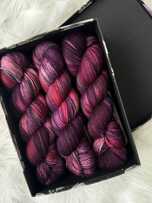 Hand Dyed Sock Yarn Merino Nylon 100g 400m