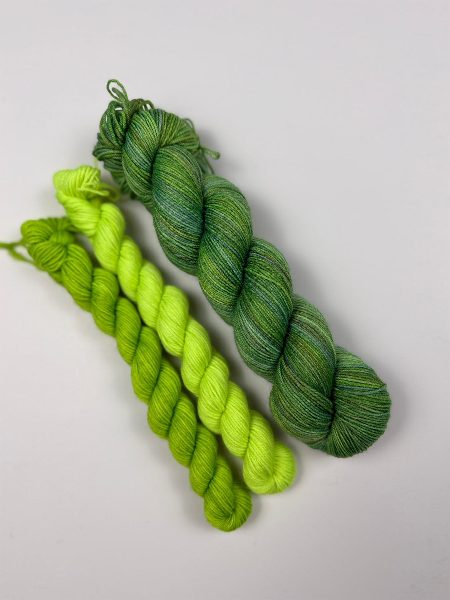 Hand Dyed Sock Yarn Set | Fingering Weight Merino Nylon | 1 ×100g + 2 х 20g