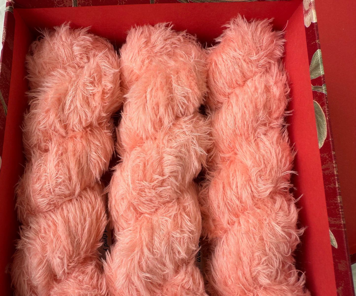 Hand dyed yarn 🧡 Colour: “Peach Cloud”
from the Dream Fuzz collection