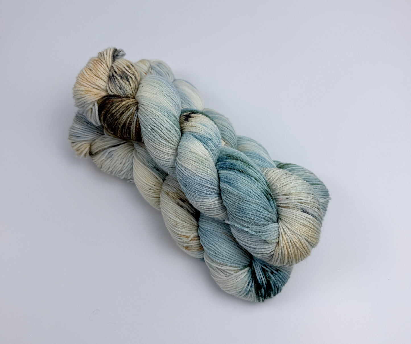 Sock yarn soft 8ply|420m