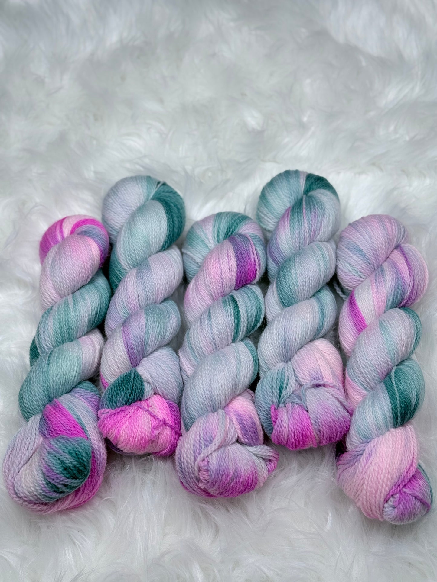 Hand dyed yarn Shetland