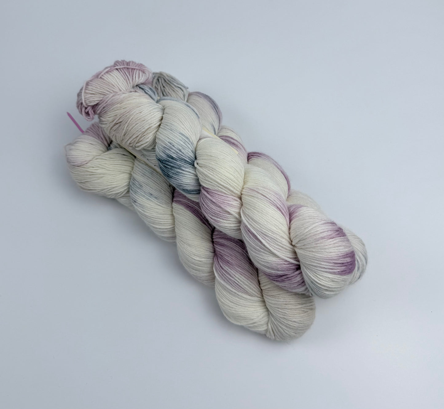 Sock yarn soft 8ply|420m
