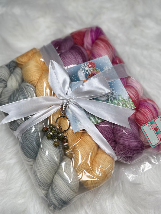 Hamstersyarns – Hand-Dyed Sock Yarn Gift Set (4 Skeins + Stitch Markers)