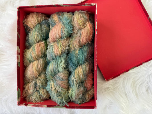 Hand dyed yarn 🌿 Colour: “Moss Garden”
from the Dream Fuzz collection