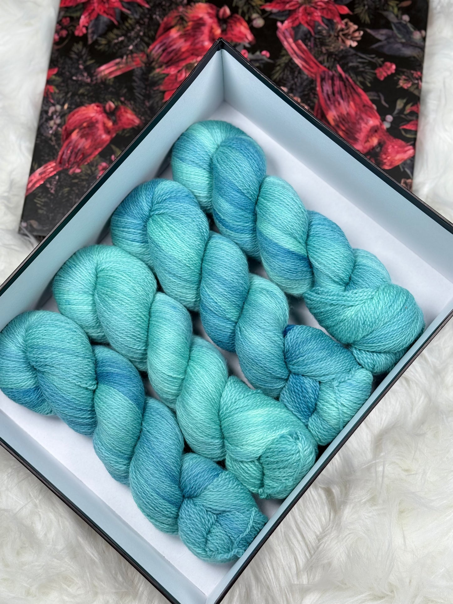 Hand dyed yarn Shetland Wool