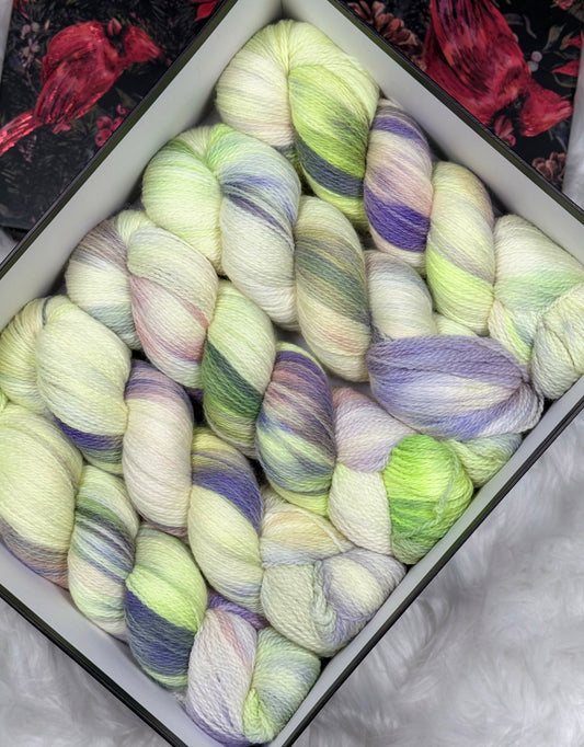 Hand dyed yarn Shetland Wool