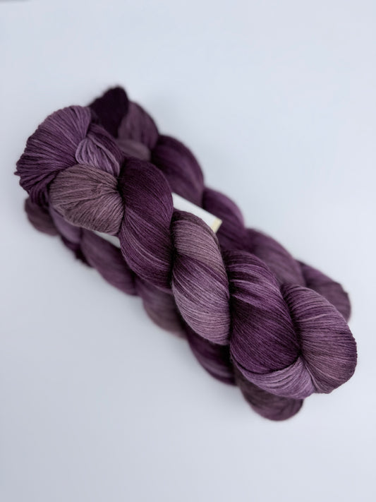 Sock yarn soft 8ply|420m