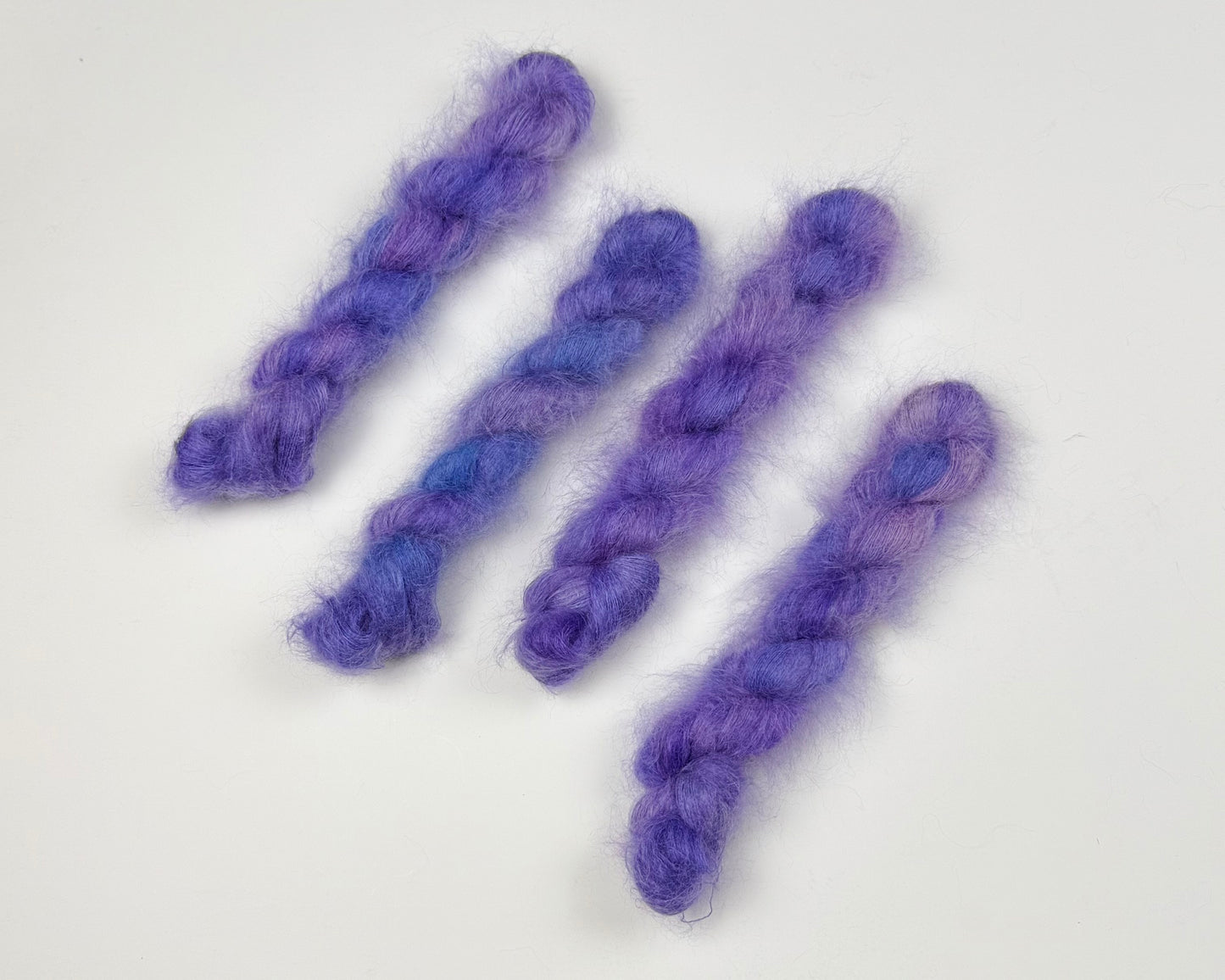 Hand dyed yarn — 50% Mohair / 50% Polyamide — 450m / 50g