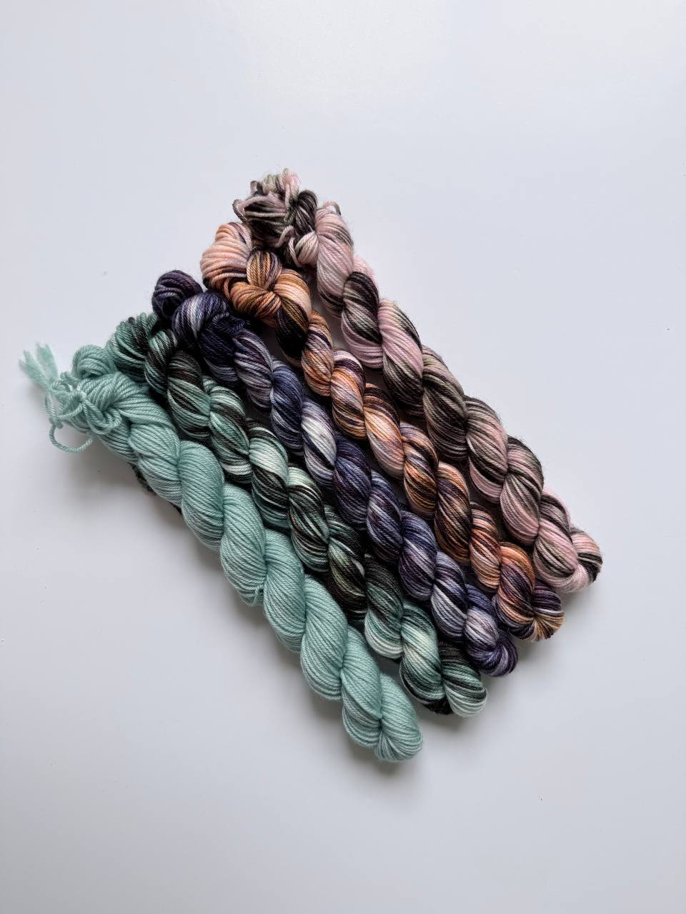 Hand Dyed Sock Yarn Mini Set | Fingering Weight Merino Nylon | 5×20g Mini Skeins |Misty Veil 💜| #1014