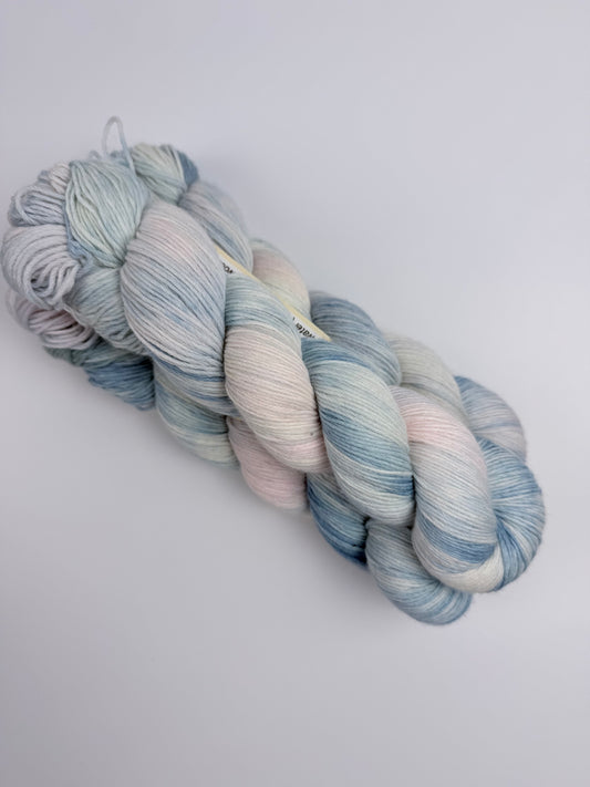 Sock yarn soft 8ply|420m