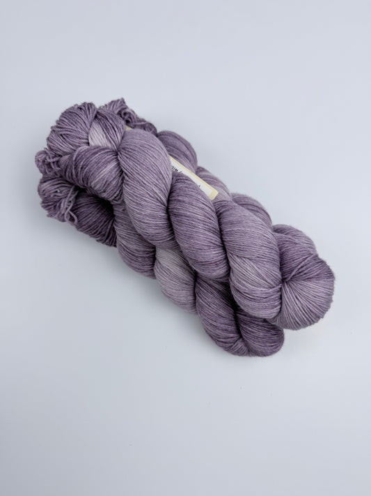 Sock yarn soft 8ply|420m