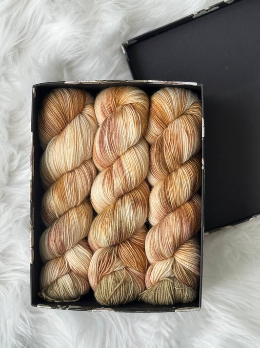 Hand Dyed Sock Yarn Merino Nylon 100g 400m