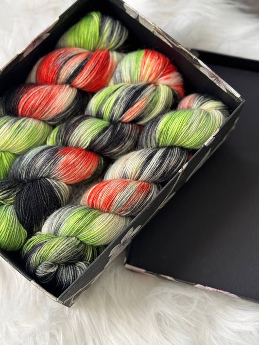 Hand Dyed Sock Yarn Merino Nylon 100g 400m