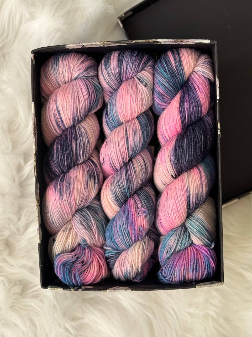 Hand Dyed Sock Yarn Merino Nylon 100g 400m