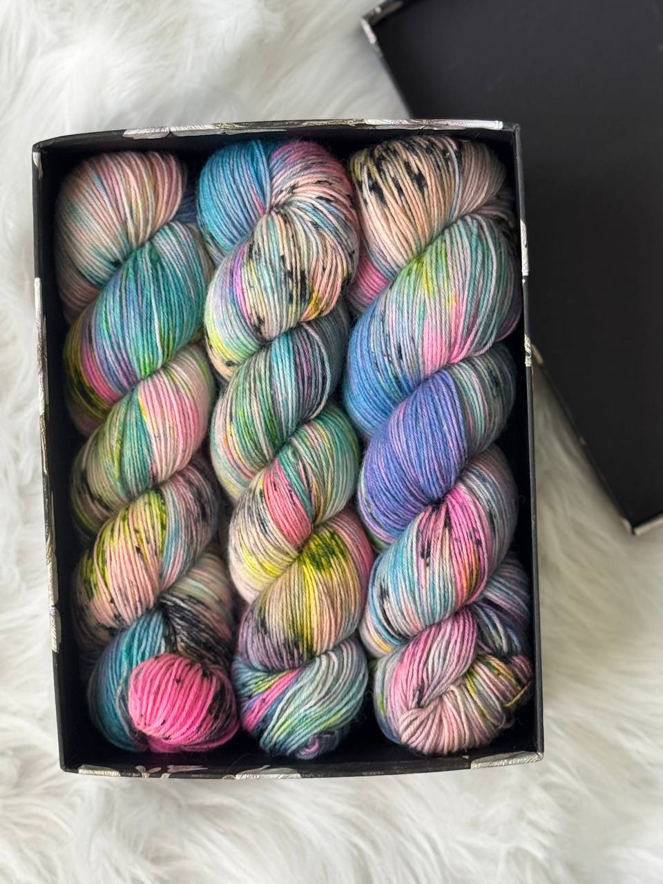 Hand Dyed Sock Yarn Merino Nylon 100g 400m