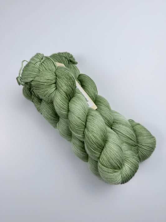 Sock yarn soft 8ply|420m