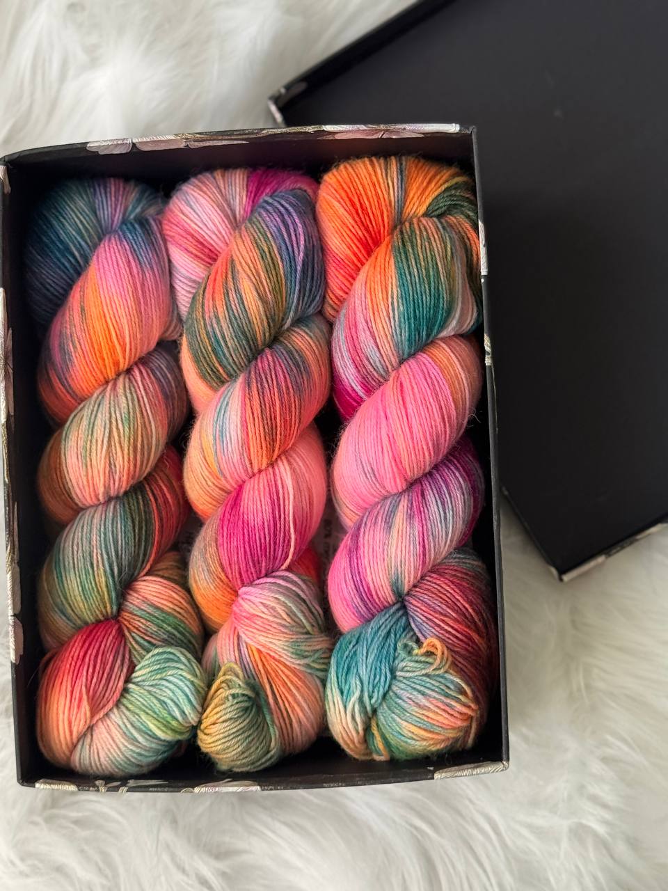 Hand Dyed Sock Yarn Merino Nylon 100g 400m