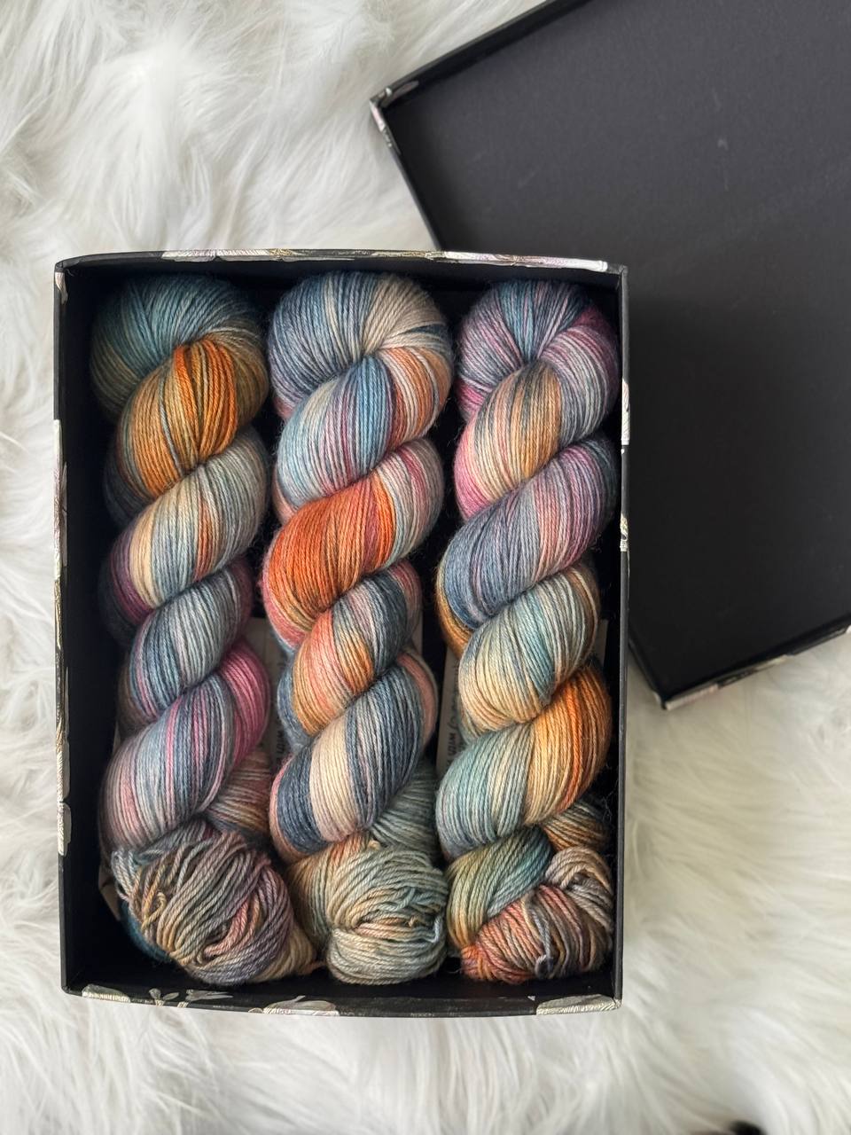 Hand Dyed Sock Yarn Merino Nylon 100g 400m