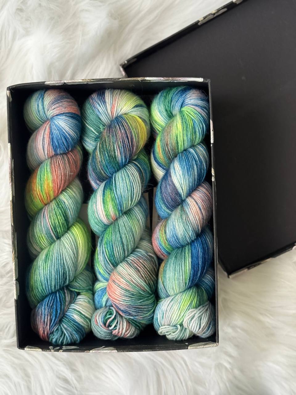 Hand Dyed Sock Yarn Merino Nylon 100g 400m