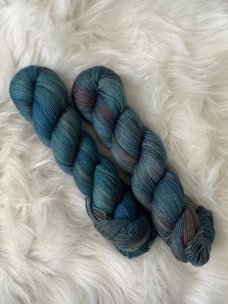 Hand Dyed Sock Yarn Merino Nylon 100g 400m