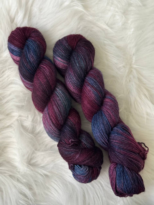 Hand Dyed Sock Yarn Merino Nylon 100g 400m