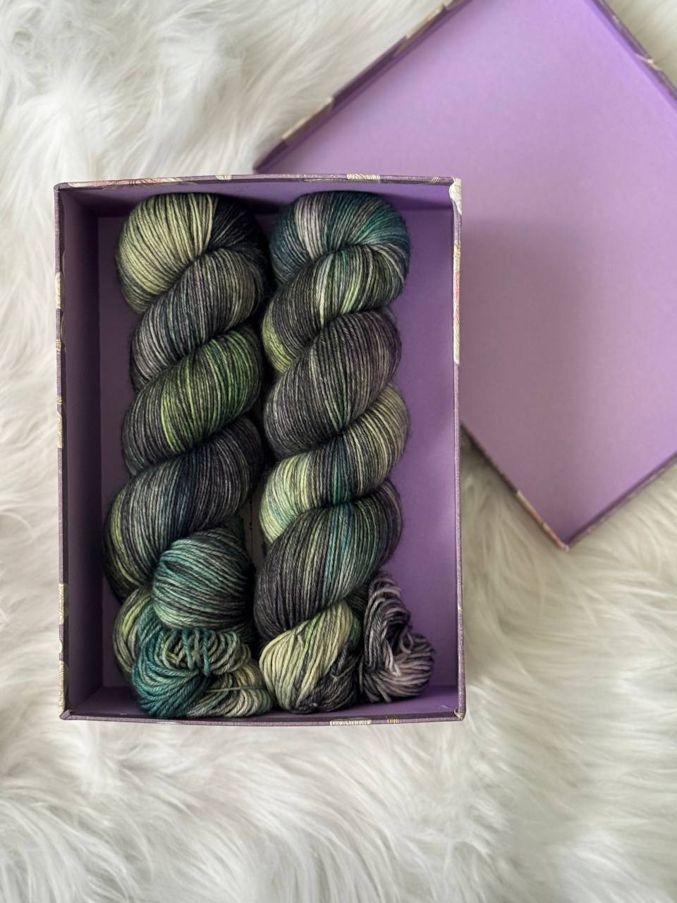 Hand Dyed Sock Yarn Merino Nylon 100g 400m