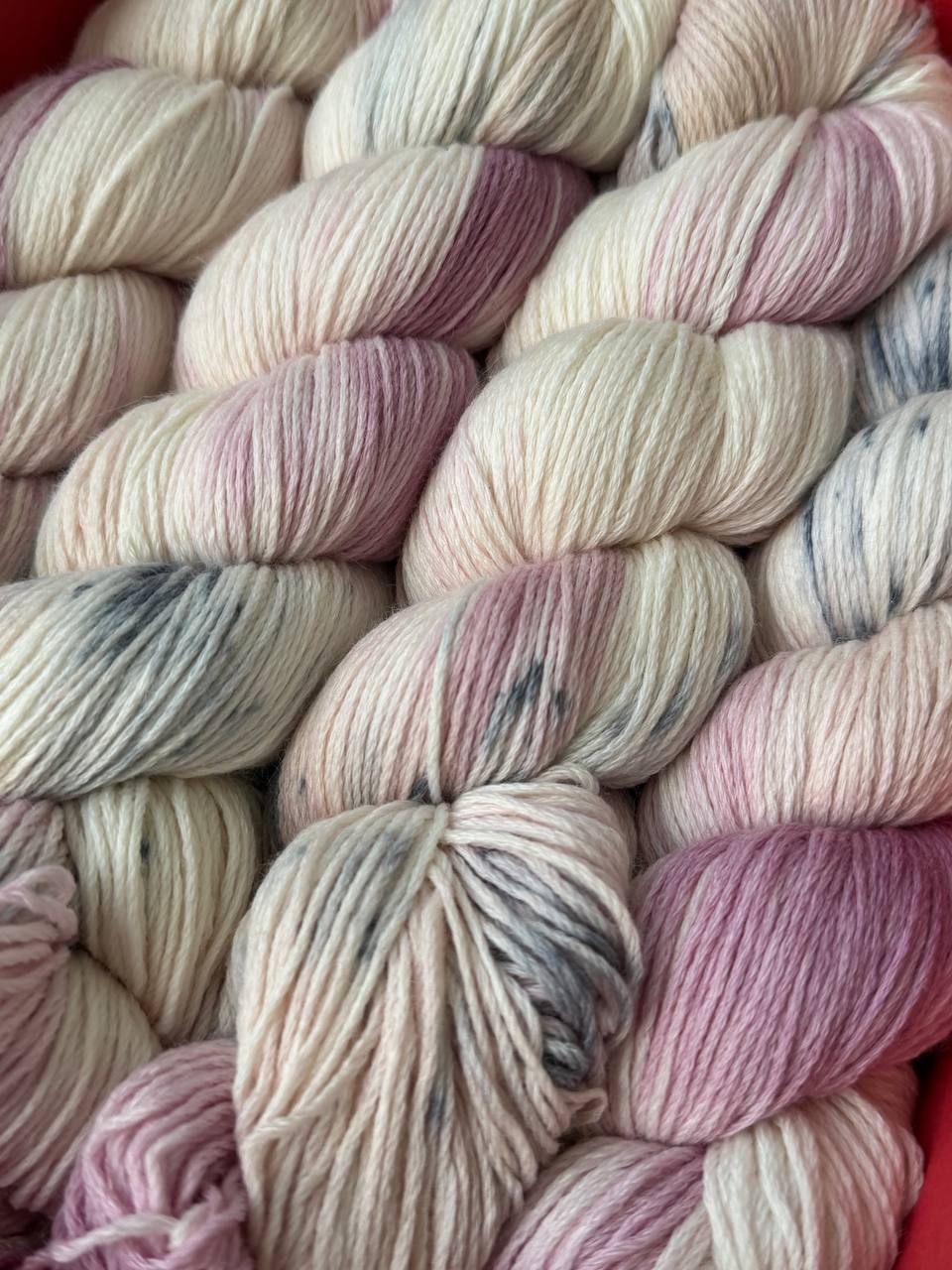 Sock Yarn Fingering Hand Dyed Merino Nylon 100g 420m – Aurora Walk Blush Aurora