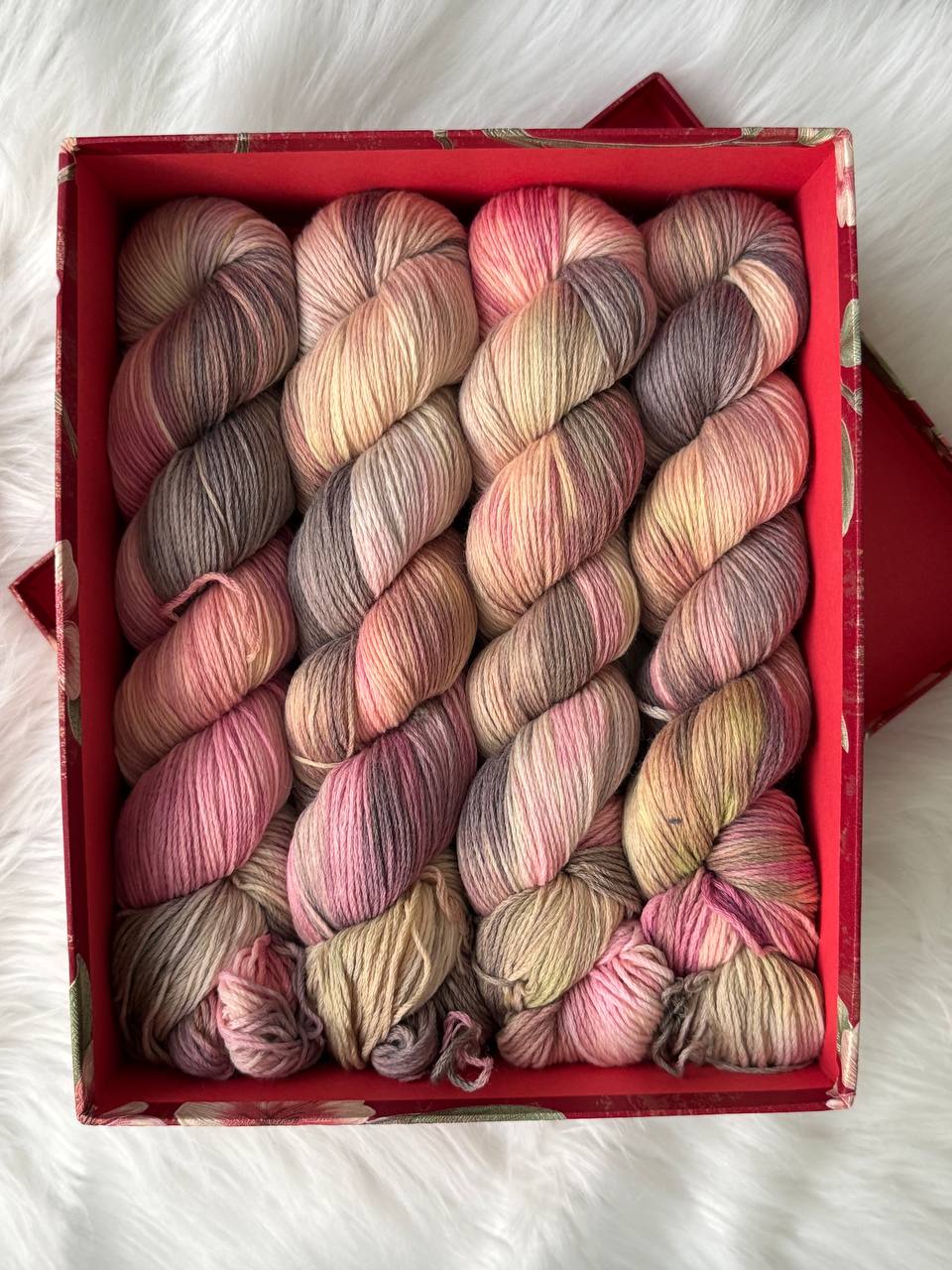 Sock Yarn Fingering Hand Dyed Merino Nylon 100g 420m – Aurora Walk Rose Caramel Fields