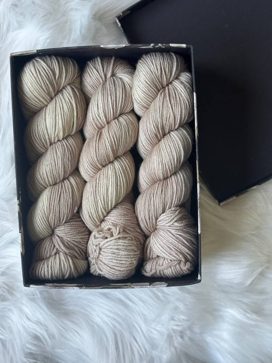 Merino Yarn – 100% Superwash Merino – 250m / 100g Pearl Serenade